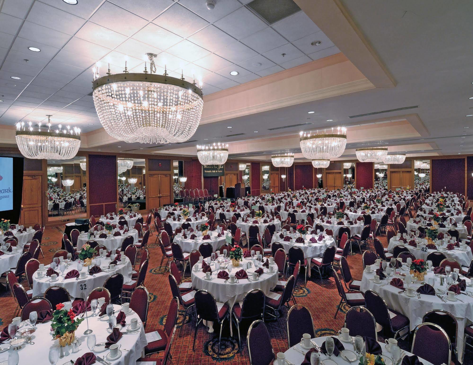 Ramada By Wyndham Buffalo Downtown Luaran gambar