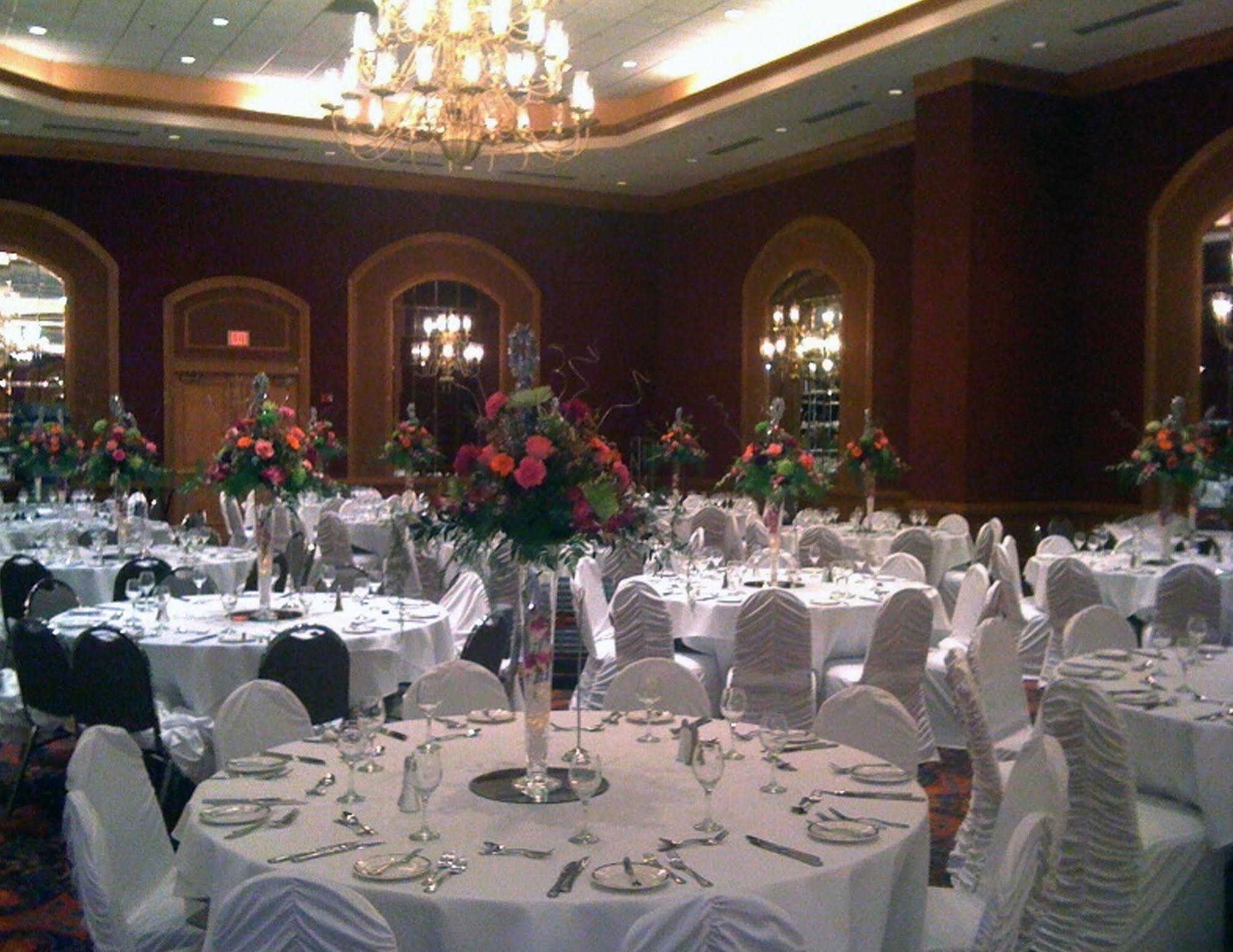 Ramada By Wyndham Buffalo Downtown Luaran gambar